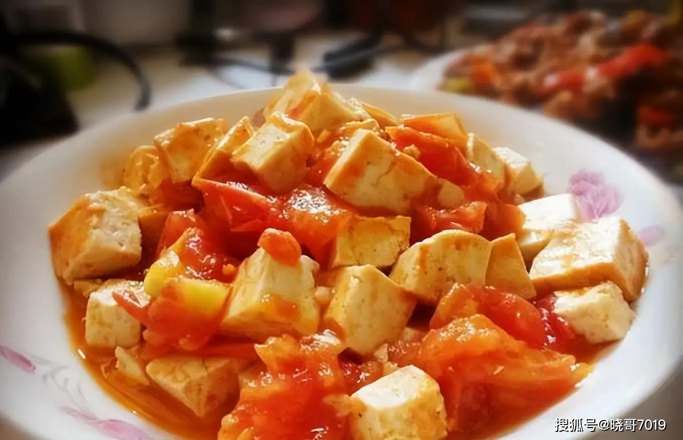 番茄炒豆腐：家常美味，营养丰富，色彩诱人，健康之选  第2张