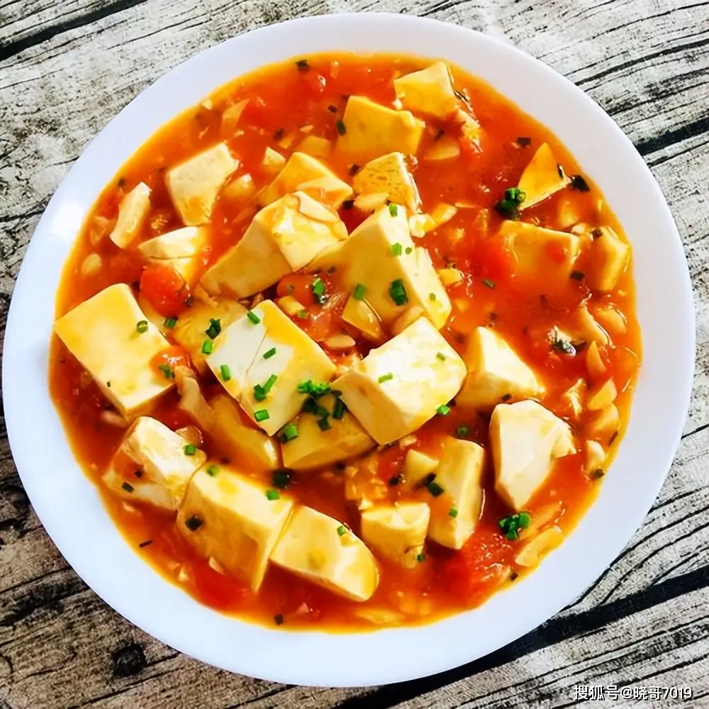 番茄炒豆腐：家常美味，营养丰富，色彩诱人，健康之选  第3张