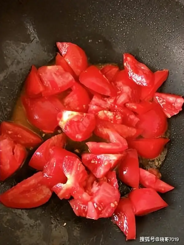 番茄炒豆腐：家常美味，营养丰富，色彩诱人，健康之选  第7张