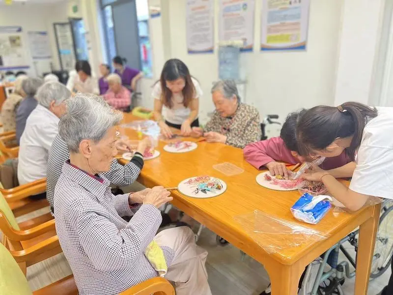 重度失能母亲的专业护理与压疮换药：刘女士的艰难经历与心路历程  第2张