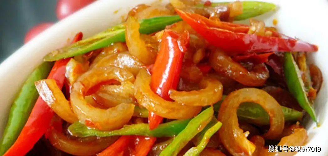 香辣猪皮：美味与营养并存，提升皮肤弹性和光泽的超级食材  第2张