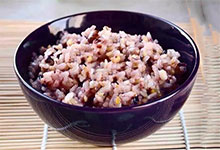 杂粮饭的配料有哪些？大米、糯米等杂粮比例搭配及烹饪方法  第1张