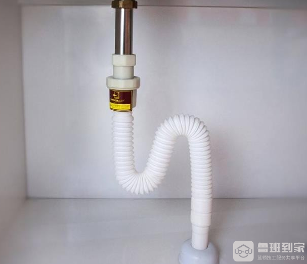 正确选择下水管尺寸与安装注意事项：确保卫生设施正常运行  第1张