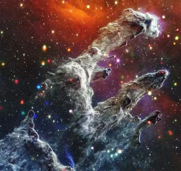 解析S8张力：暗物质聚集度与宇宙物质分布的挑战  第1张