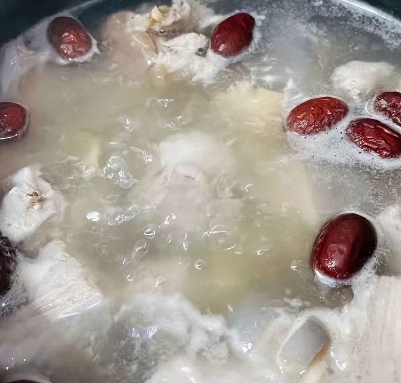 冬季滋补必备：4种适合中老年和孩子的营养肉菜，增强体质更健康  第9张