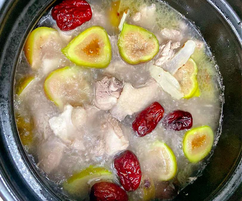 冬季南方水果推荐：无花果的营养与美味，两道家常食谱分享  第6张