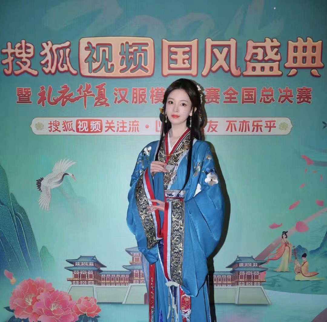 古风写真助力女明星进入娱乐圈，央视镜头下的中国式美人气质大比拼  第13张