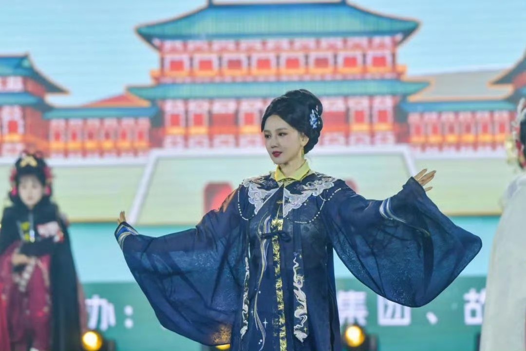 古风写真助力女明星进入娱乐圈，央视镜头下的中国式美人气质大比拼  第9张