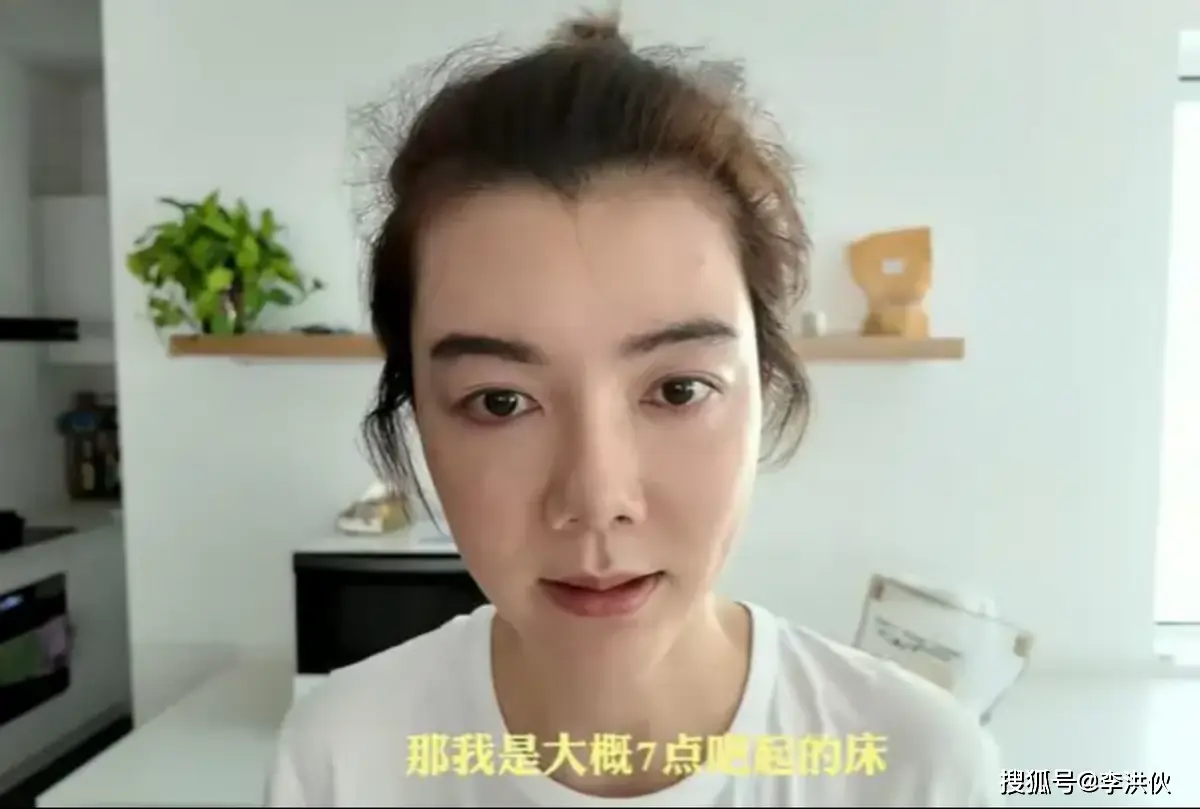 车晓：从豪门婚姻到独居生活，明星美食赛道的新尝试  第3张