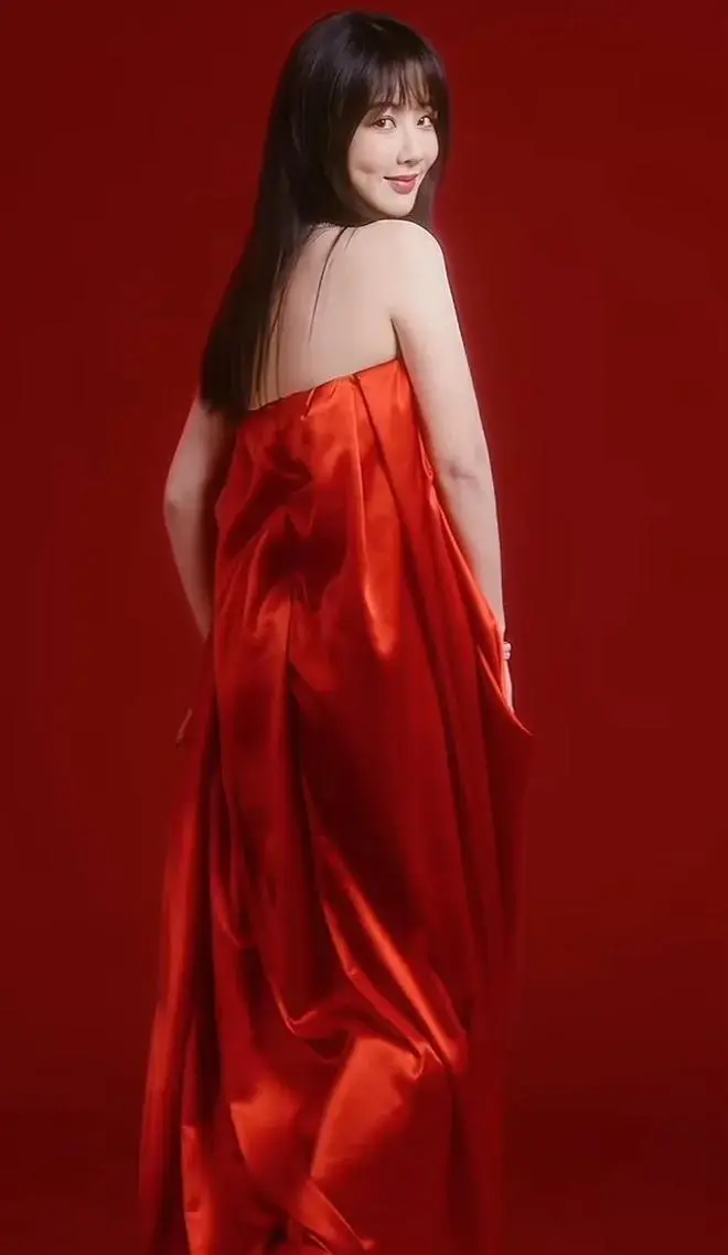 杨紫童星成长记：从家有儿女到香蜜沉沉烬如霜，演技蜕变之路  第4张