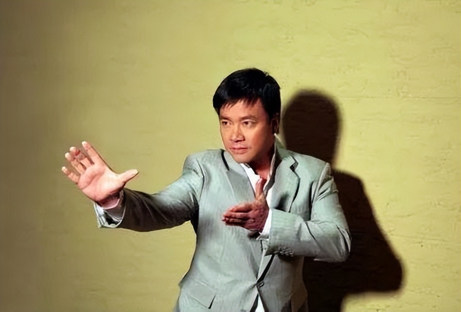 唐季礼与成龙的二十年合作：从造神者到娶小25岁娇妻的人生轨迹  第4张